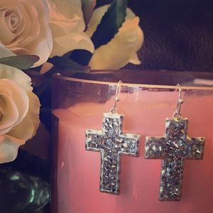Silver Dangle Earrings with Silver crystals ❤️❤️❤️